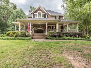 617 Turnberry Dr, Hiram, GA 30141