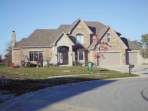 1st image of 20310 Port Washington Ct