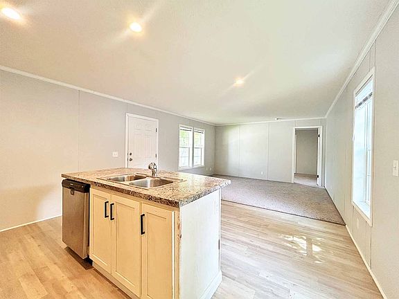 4th image of 7055 Quarry Rd #240