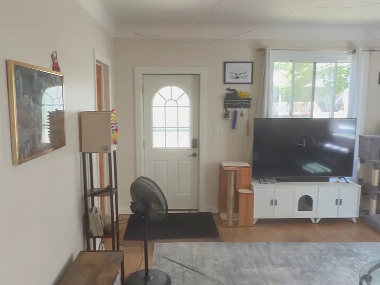 816 California St NW — Photo 8
