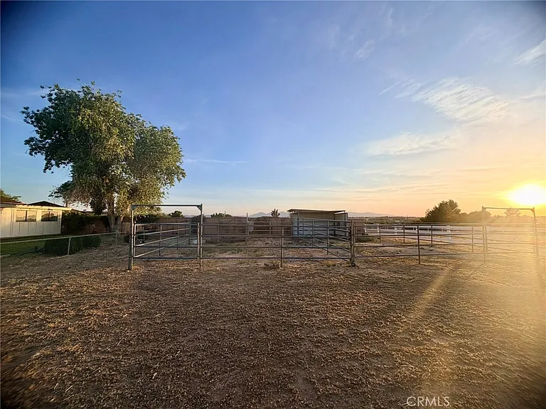 19230 Pinto Way — Photo 41