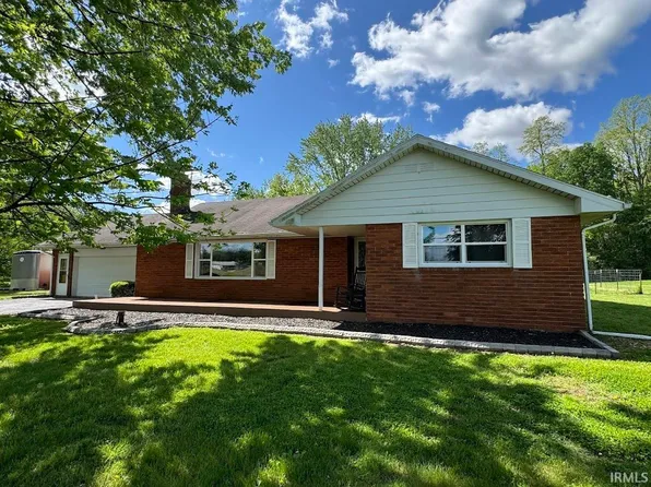 5766 E Division Rd, Logansport, IN 46947