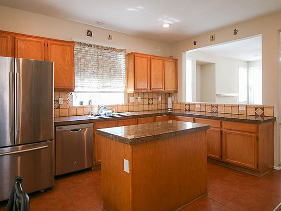 BEAUTIFUL KITCHEN