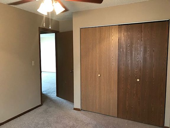 4th image of 409 6th Ave APT 7