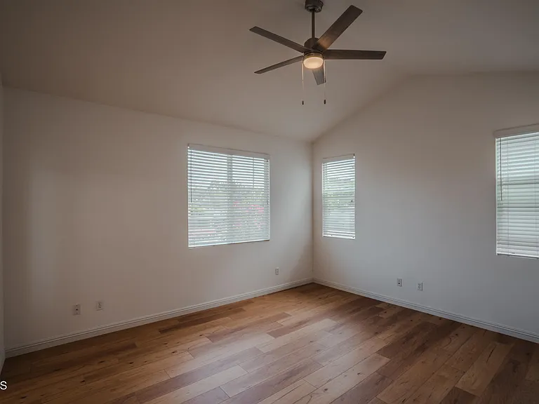 525 Shell Harbor Ln #525 — Photo 28