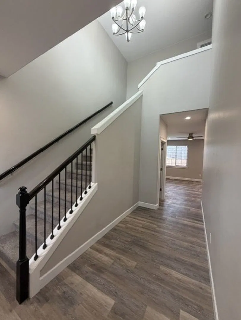5701 E Porcupine Ave — Photo 2