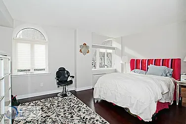 Sold by Metropolitan Property Group
