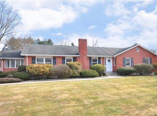 75 Eastview Dr, Windsor, CT 06095