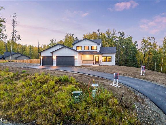 3rd image of 6087 N Snowflower Ln