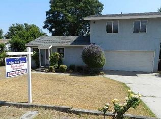 9349 La Grande Dr, Rancho Cucamonga, CA 91701