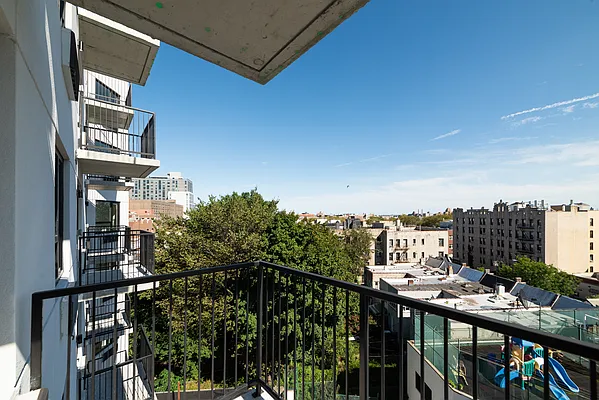 Rented by Leasing Management LLC | media 24