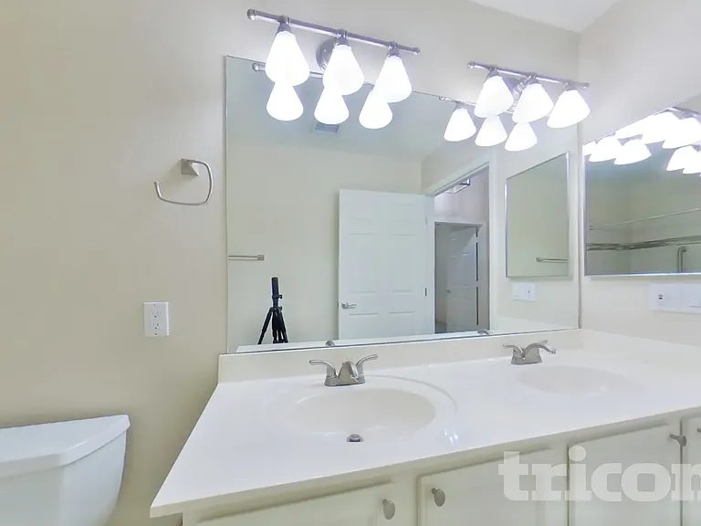 15028 W Elko Dr — Photo 16