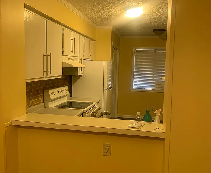 7 Canterbury Ct — Photo 29