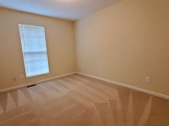 3rd image of 8400 Carlington Ln