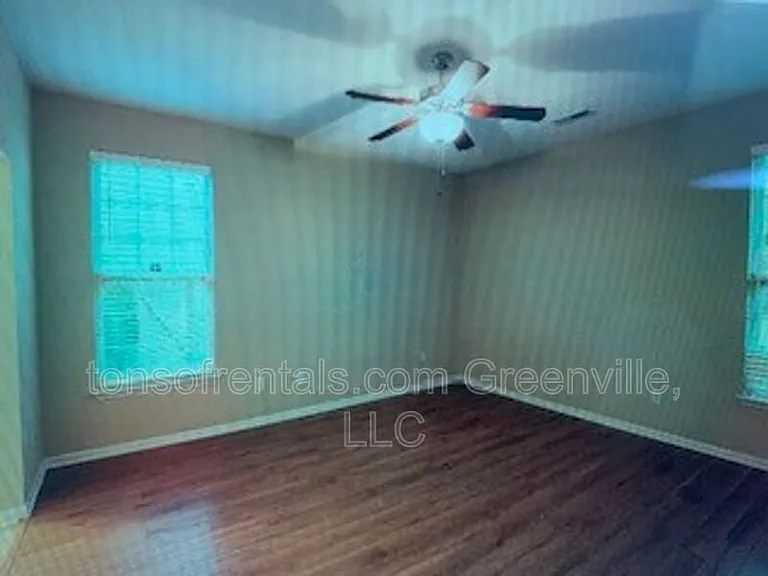19 Tack Ln — Photo 8