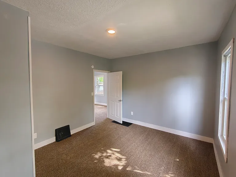 307 Sobul Ave — Photo 7