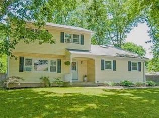151 Oakland Ave, Miller Place, NY 11764