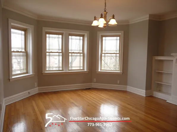 8714 Saint Louis Ave #2, Skokie, IL 60076