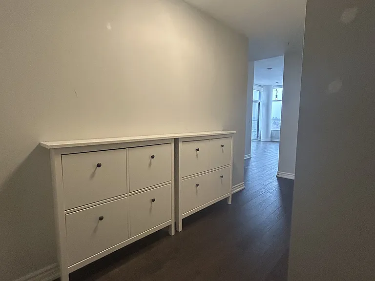 280 Donlands Ave #803 — Photo 4