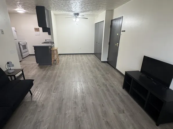 Loomis Apartment Homes