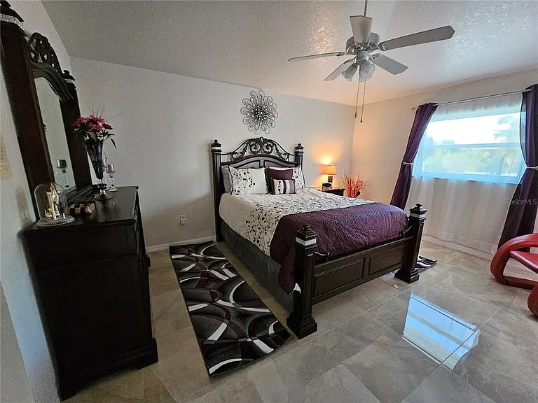 114 Albatross Rd — Photo 17