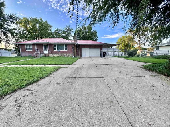 2922 7th St, Columbus, NE 68601