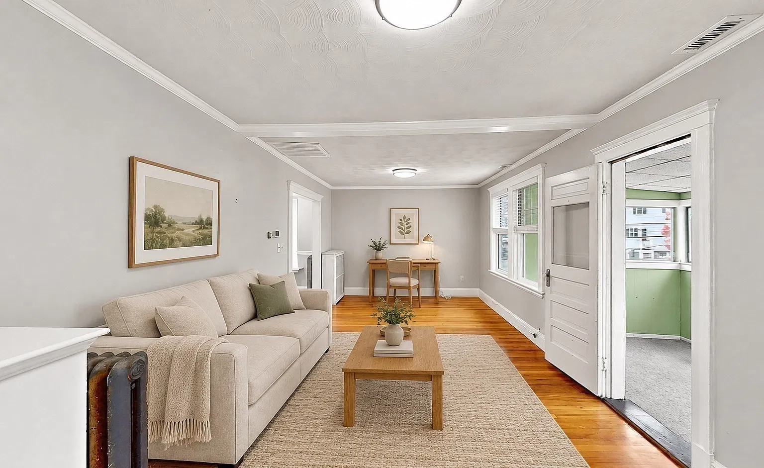 2 bed, 1.0 bath, 1141 sqft, $2,950 — Photo 1