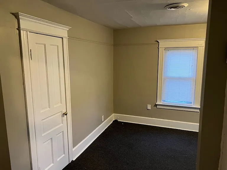 2846 N Holton St (4 Family) — Photo 7