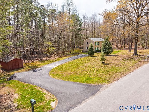 3rd image of 501 Rustic Dr
