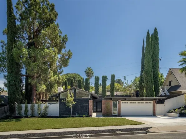 19322 Saylor Ter, Santa Ana, CA 92705