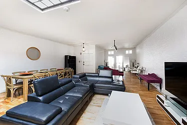 Rented by Gazal International Brokerage Group