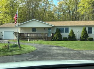 4931 W Lattin Rd, Pentwater, MI 49449