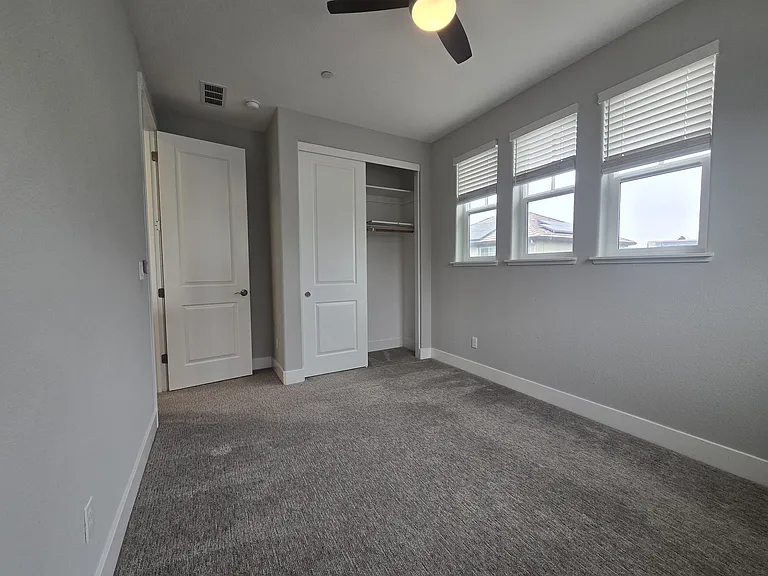 1429 Brody Bird Ln — Photo 37