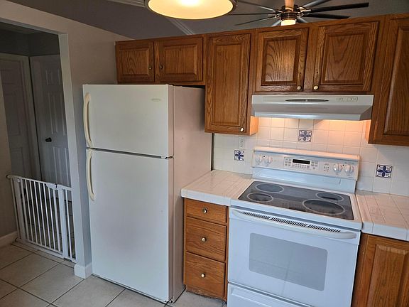 4th image of 4404 NW 5th Avenue