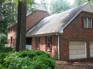 9505 Greenfield Dr, Raleigh, NC 27615