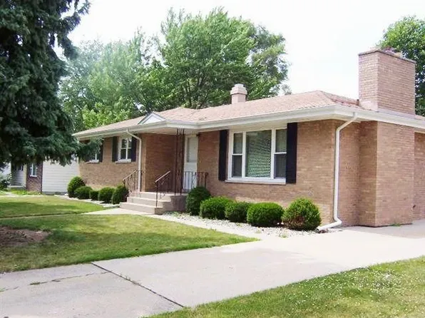 1450 W 57th Ave, Merrillville, IN 46410