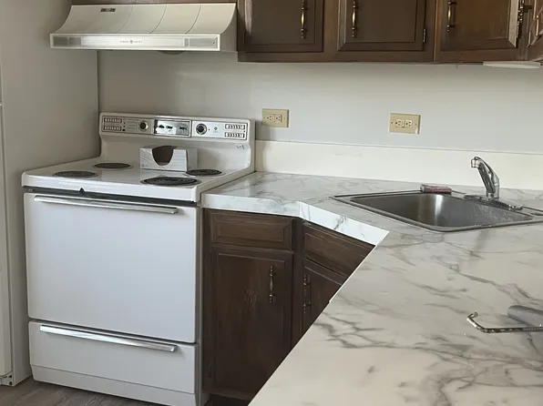 301 Hartzell Dr, Fayetteville, PA 17222