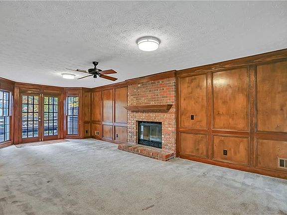 4th image of 1570 Bentridge Dr
