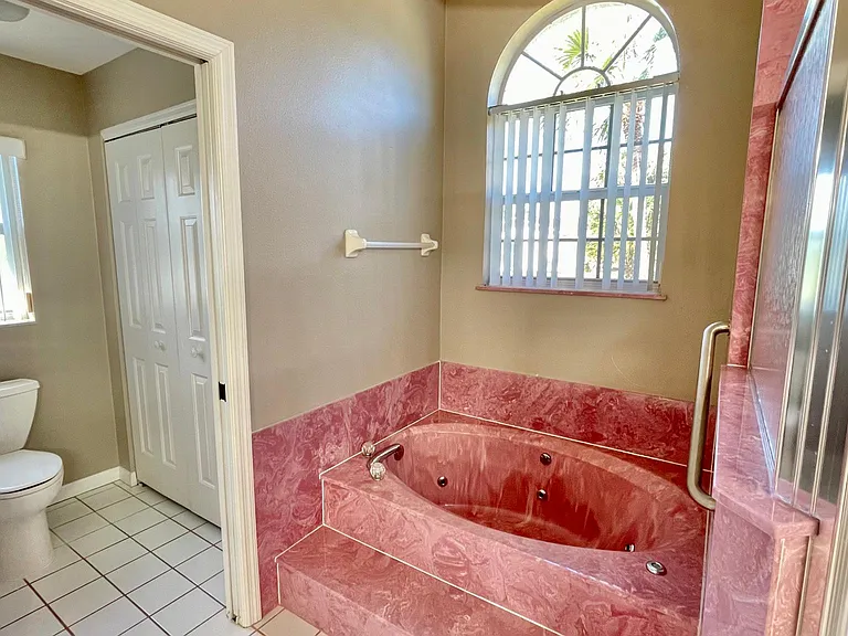 16 Whittington Dr — Photo 10
