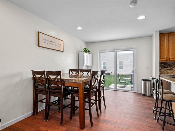 5th image of 2801 Misty Brook Ln