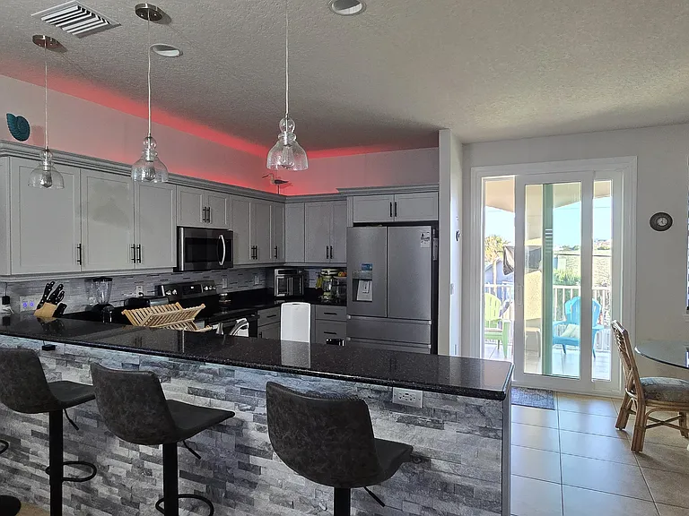 Large modern kitchen