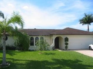 916 SE 19th Ter, Cape Coral, FL 33990