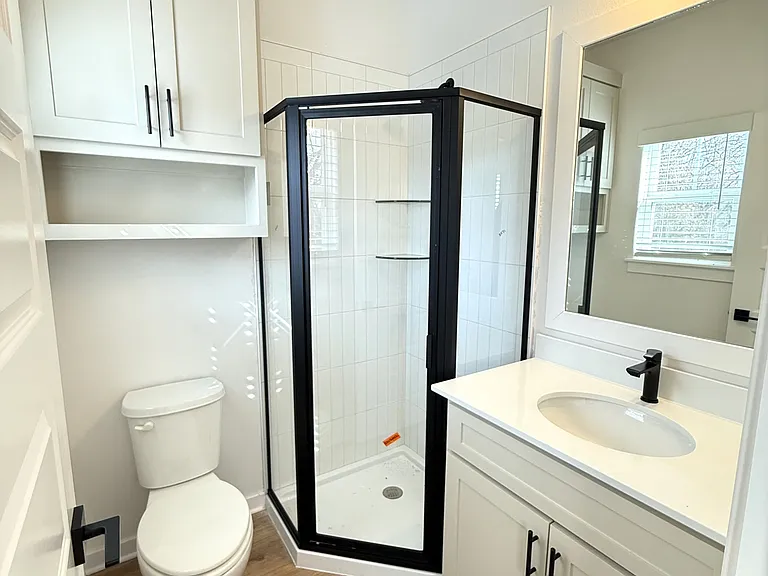 1528 W Sligo St #1 — Photo 11