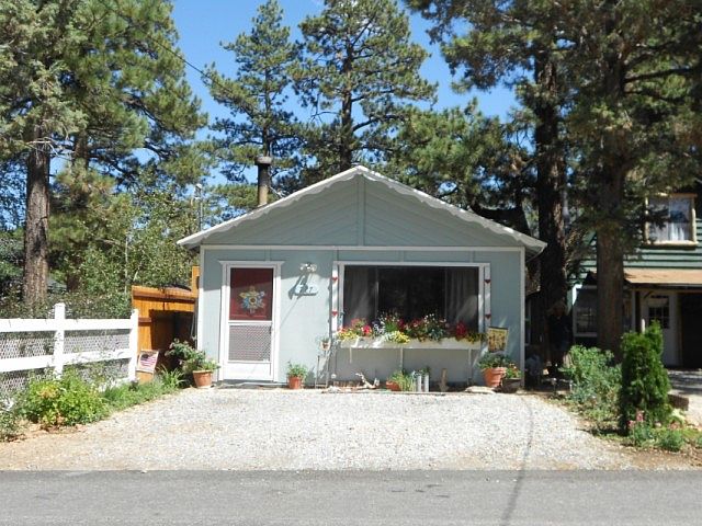 1st image of 727 Kern Ave