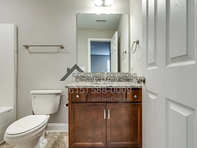 714 Hahn Ct — Photo 33