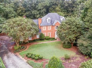 8400 Valemont Dr, Sandy Springs, GA 30350