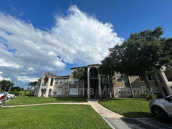 3rd image of 4748 Walden Cir APT 811