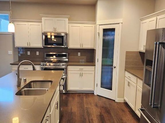 5th image of 7923 161st Street Ct E