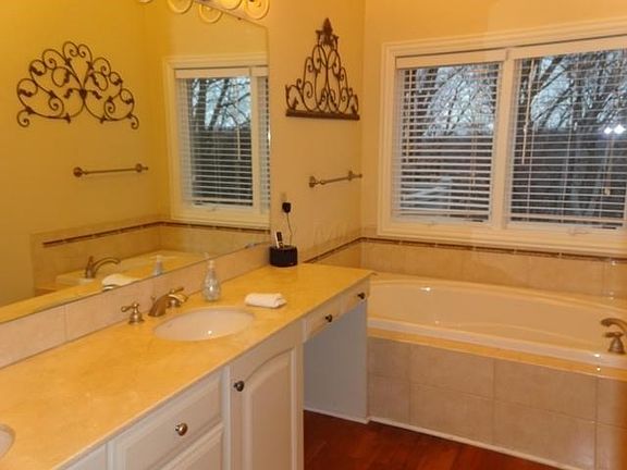 4th image of 917 Camden Dr