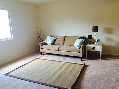 4th image of 9101 California Ave APT 2